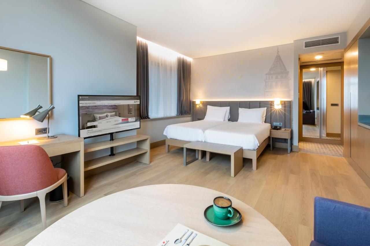 Radisson Hotel Istanbul Harbiye Exterior foto